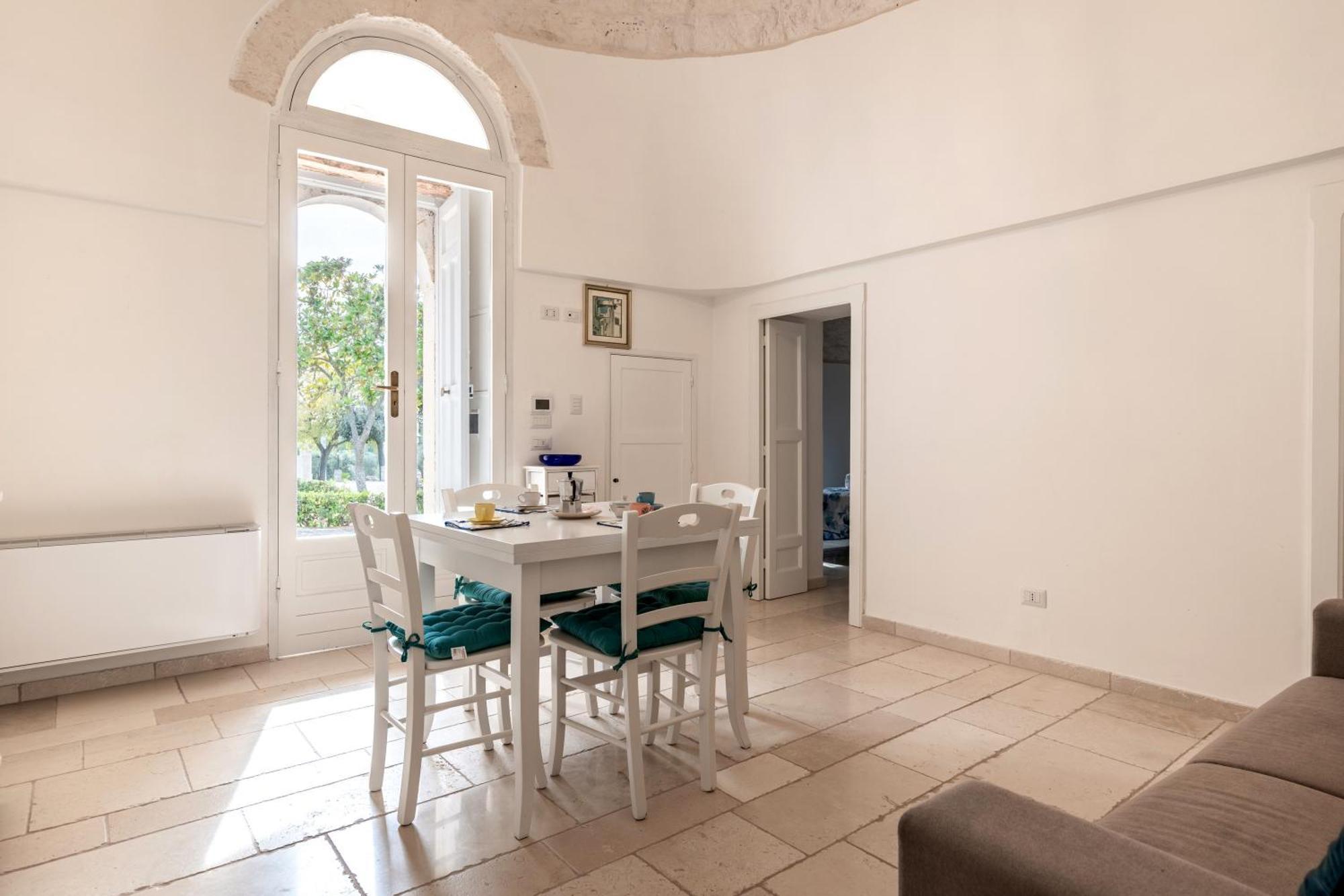 Trullo Degli Anelli In Masseria Cisternino Exterior foto
